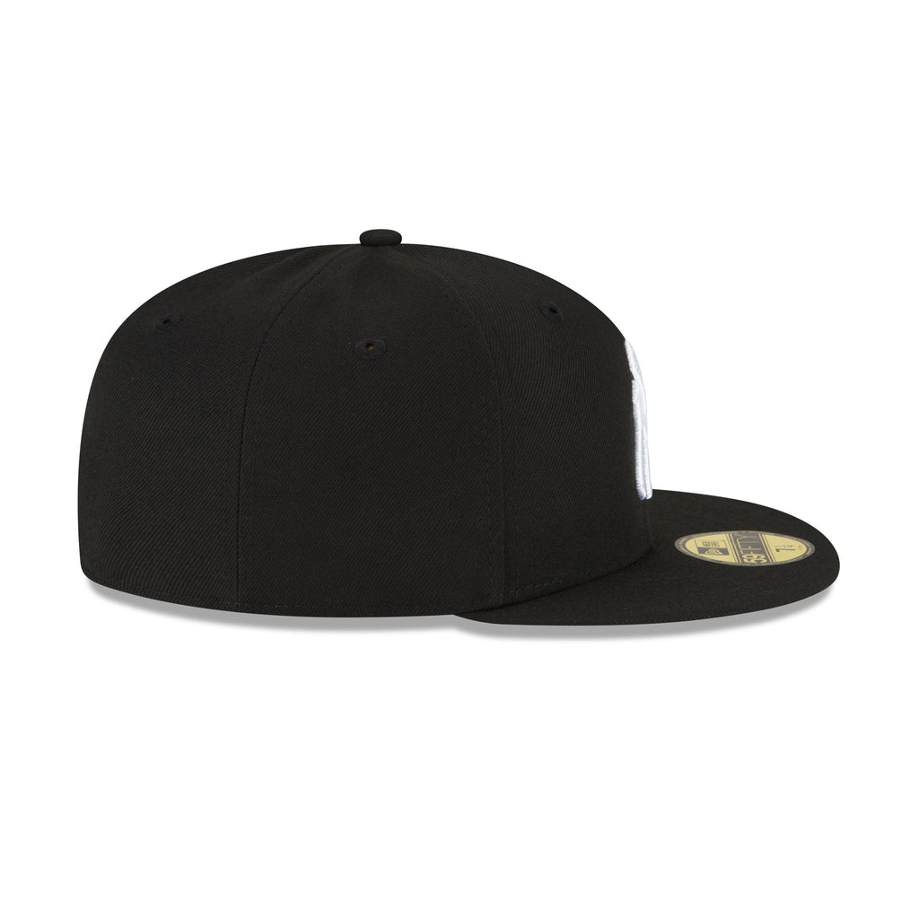 New York Yankees Black and White Basic 59FIFTY Fitted Hat